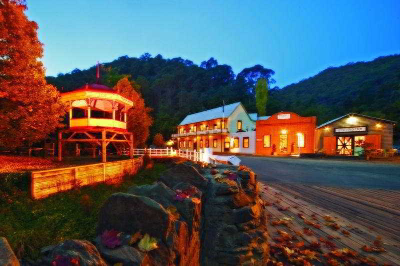 Walhalla'S Star Hotel Bagian luar foto
